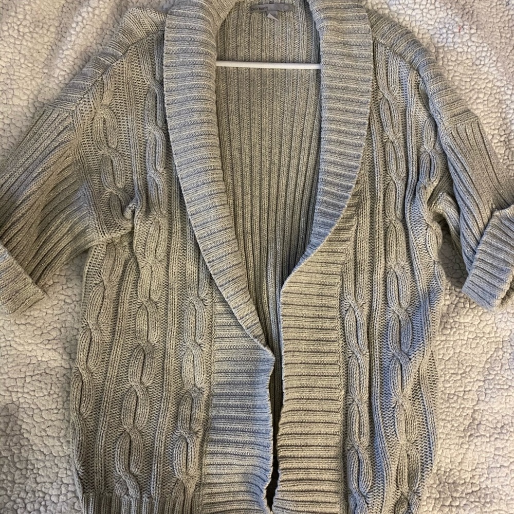 Sweater jacket. Short sleeve